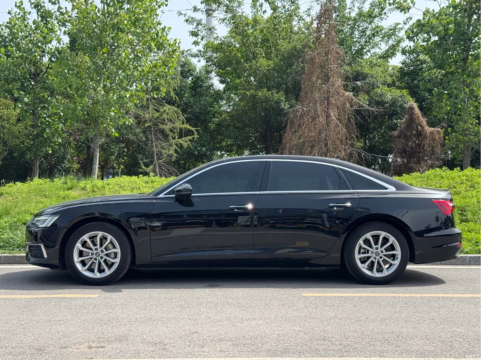 Audi A6L, 2020 15