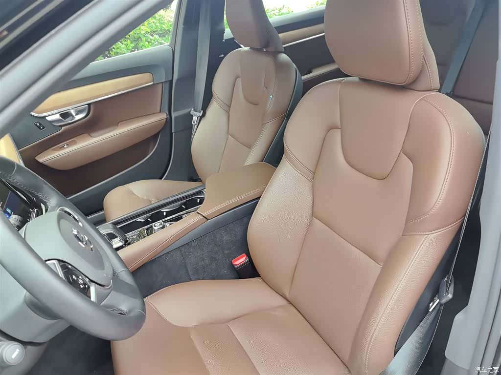 Volvo S90, 2025 11