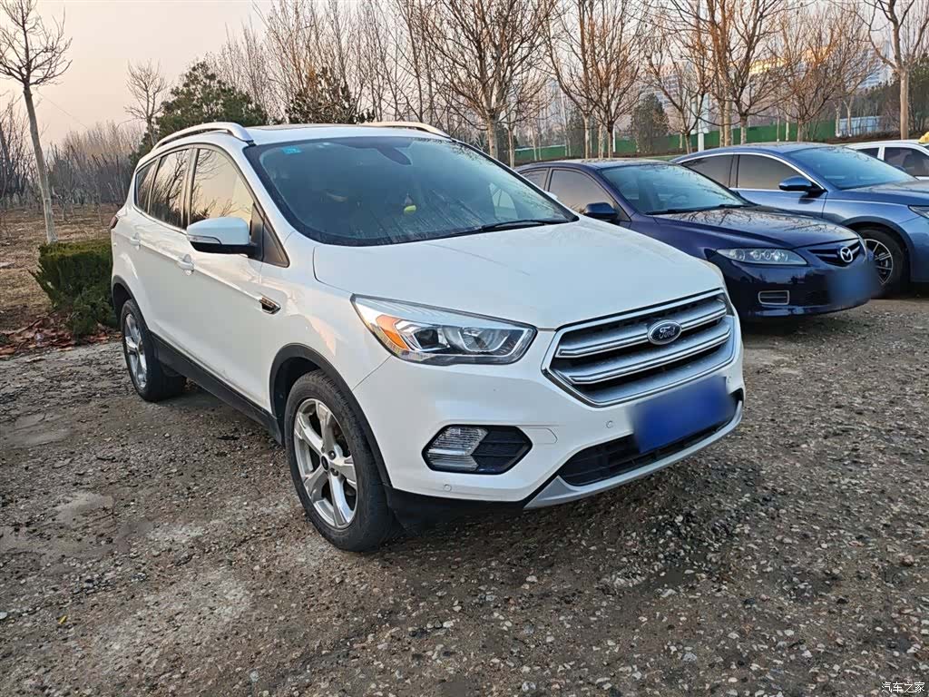 Ford Kuga, 2018 4