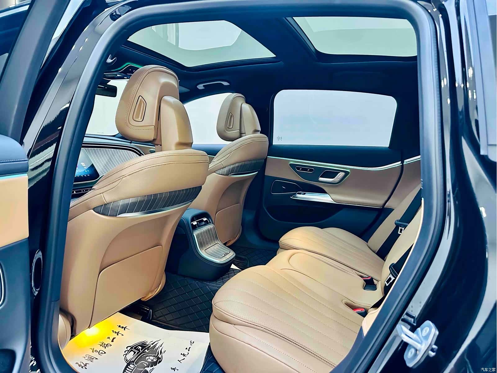 Mercedes-Benz E-Class, 2025 9