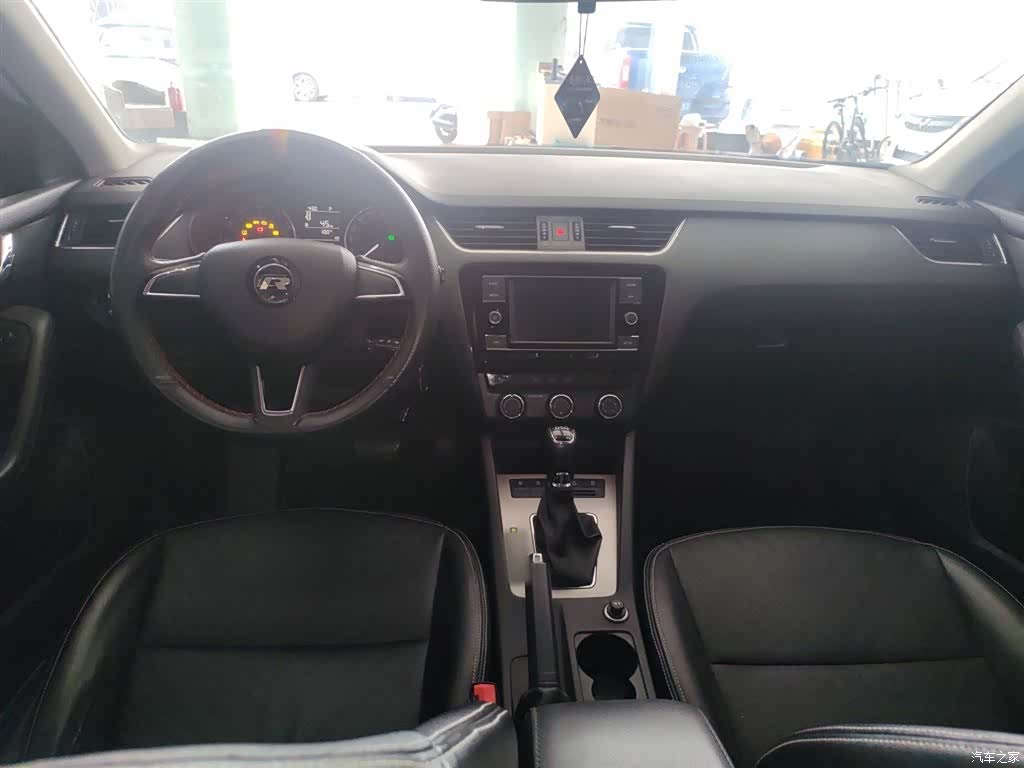 Skoda Octavia, 2018 10