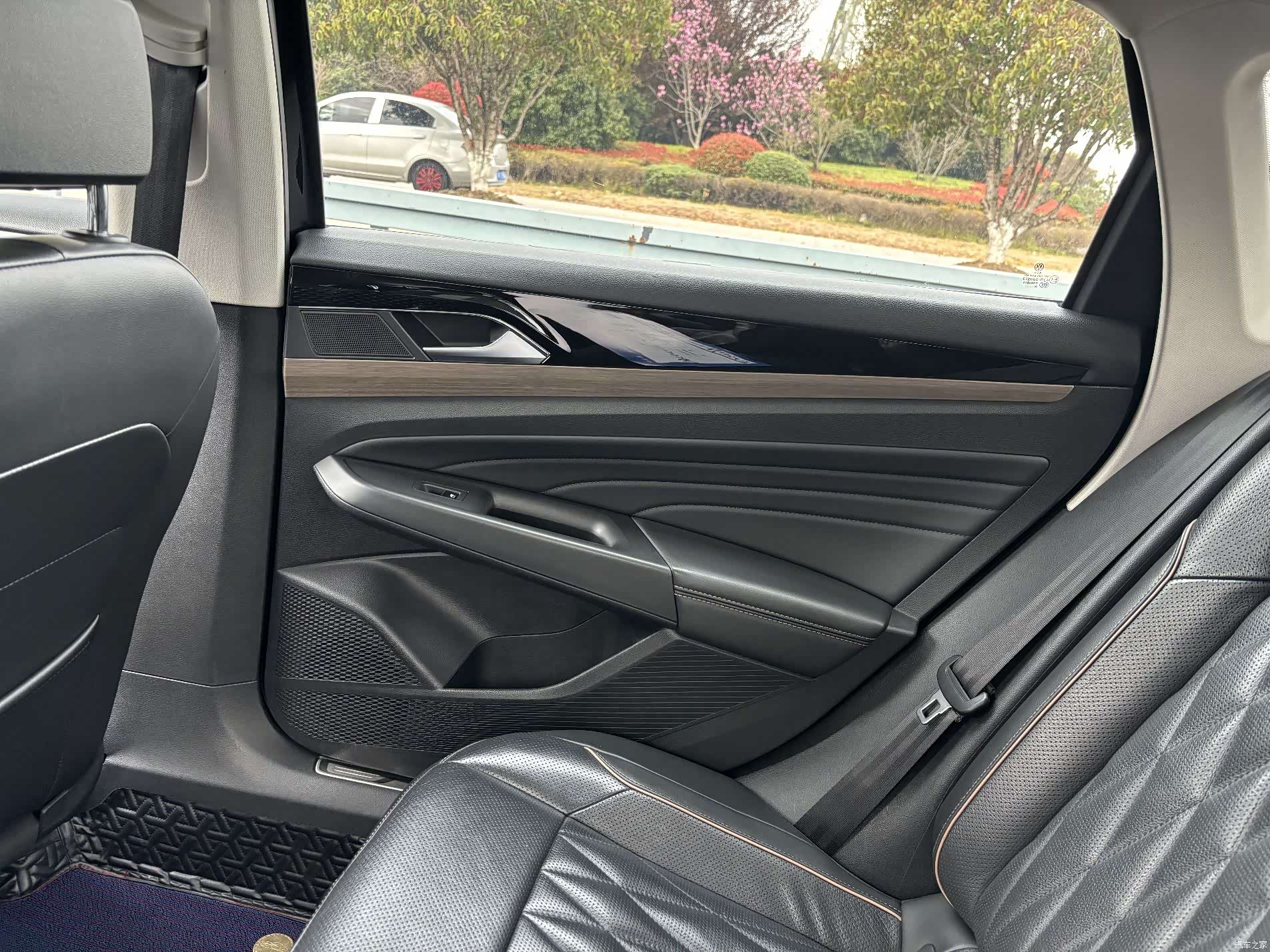 Volkswagen Passat, 2021 19