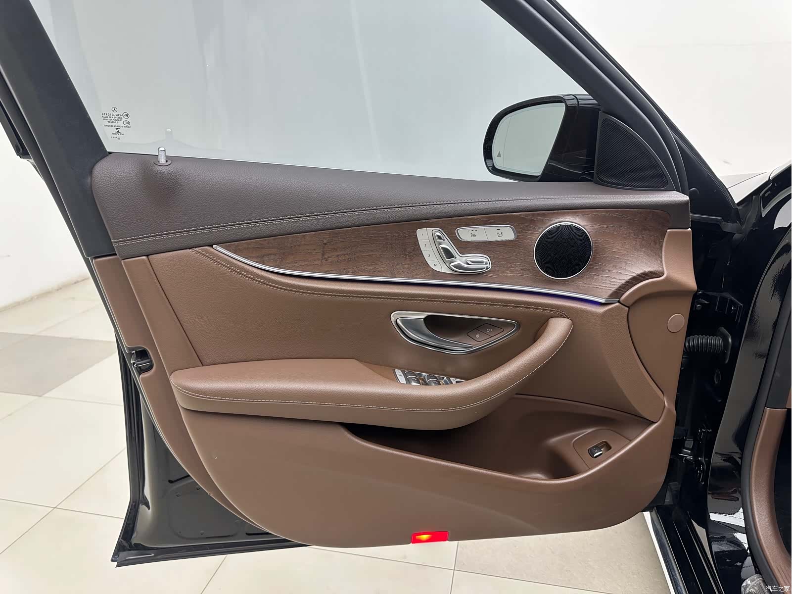 Mercedes-Benz E-Class, 2020 7