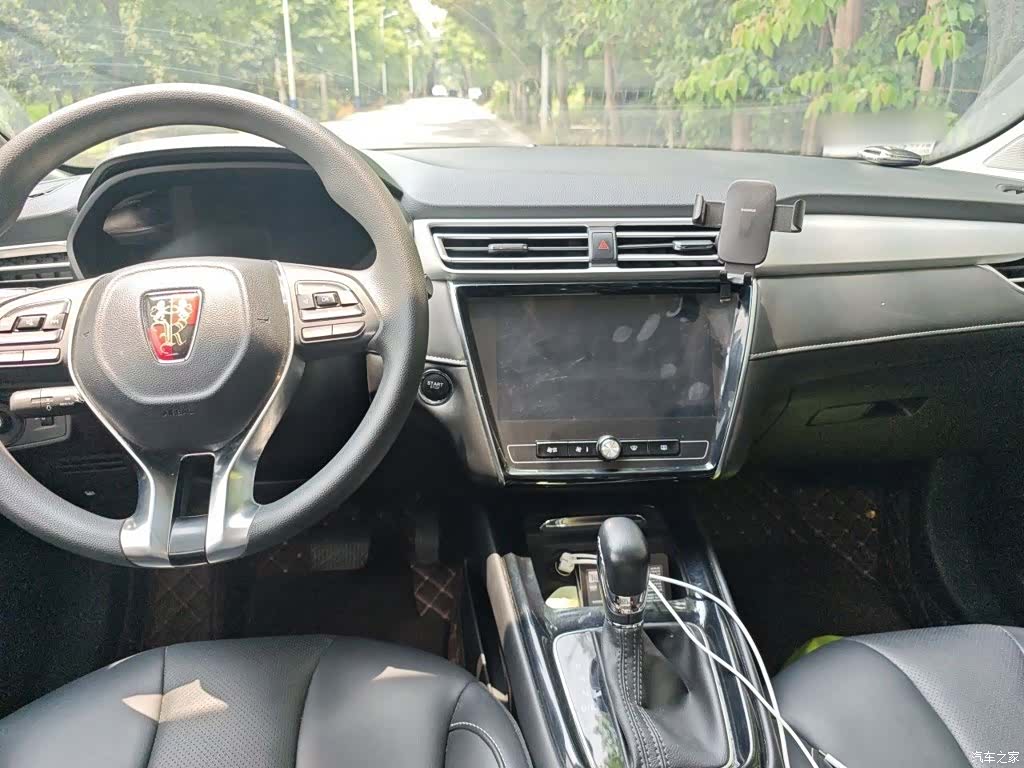 Roewe i5, 2021 10