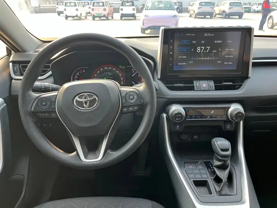 Toyota RAV4 Rongfang