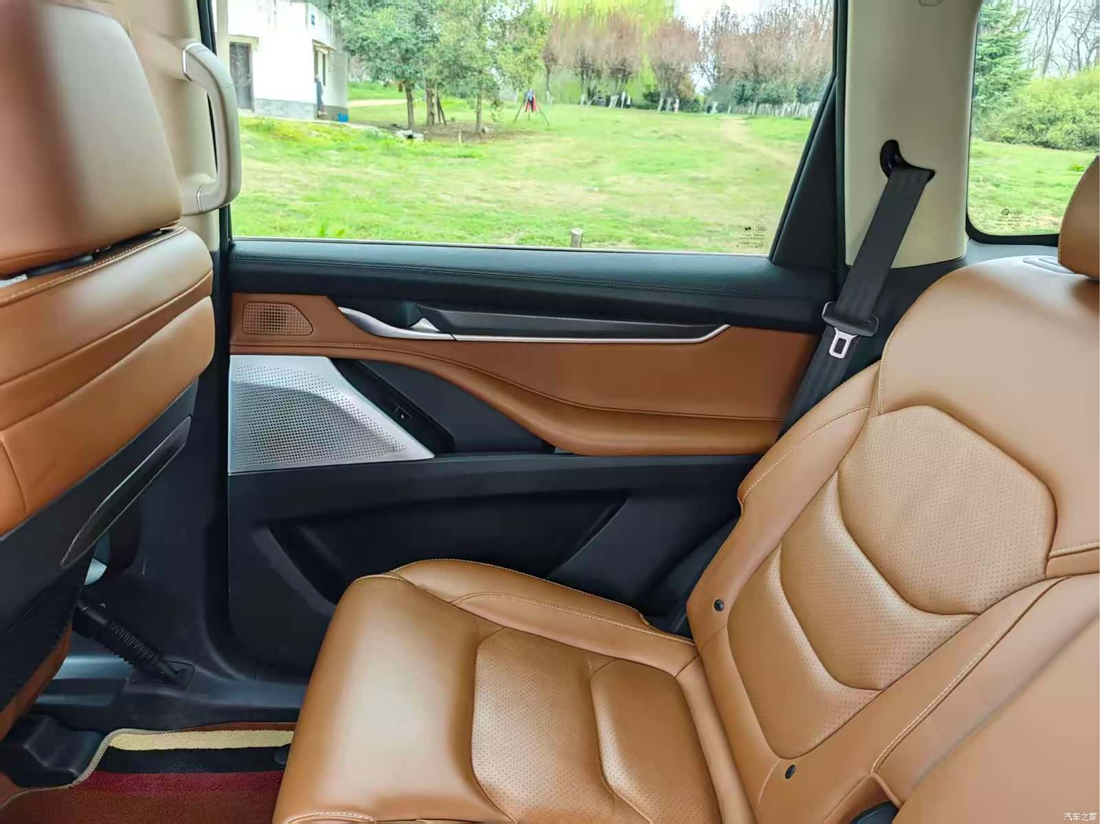 Maxus D90, 2019 11