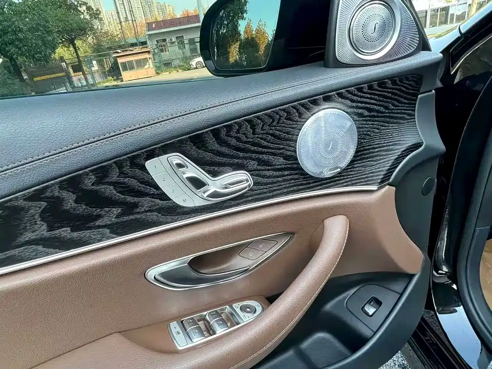 Mercedes-Benz E-class Mercedes-Benz E-class