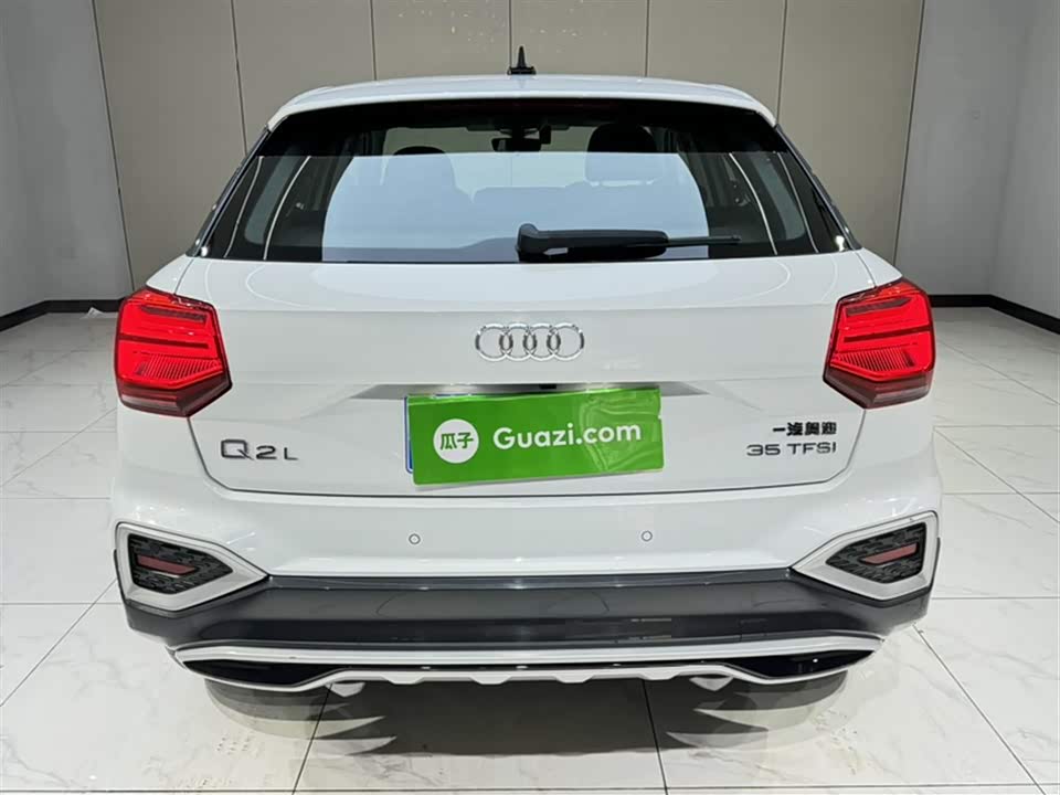 Audi Q2L Audi Q2L