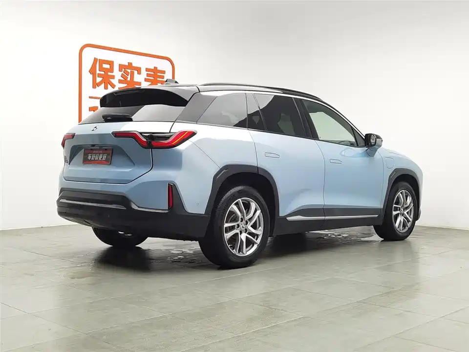 NIO ES6