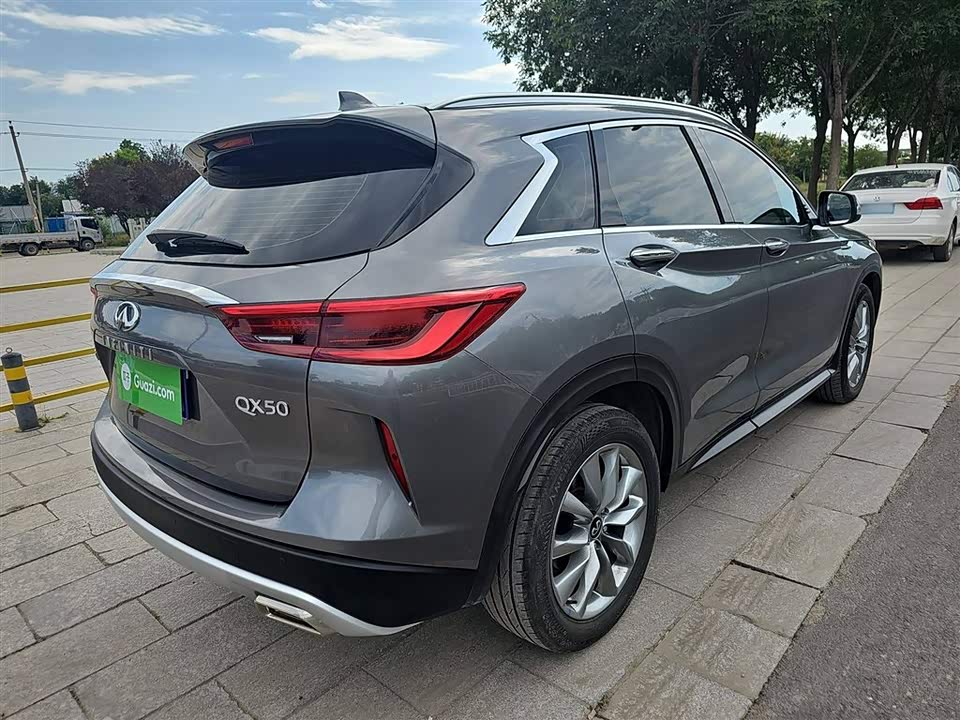 Infiniti QX50