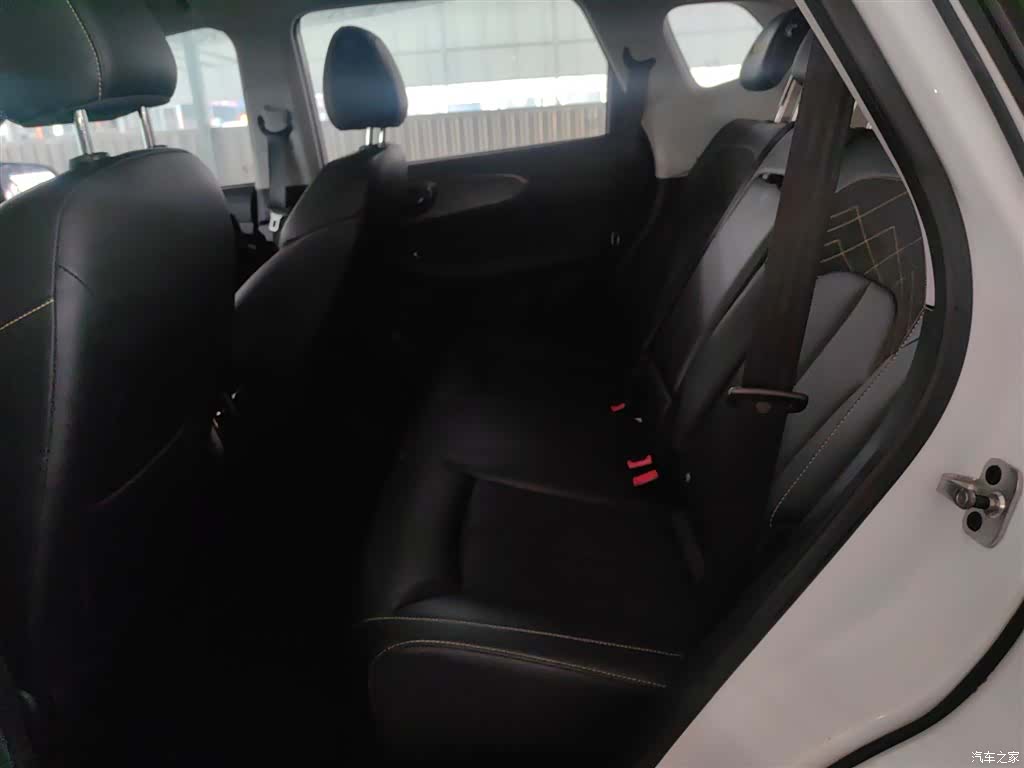 Roewe RX5, 2022 17