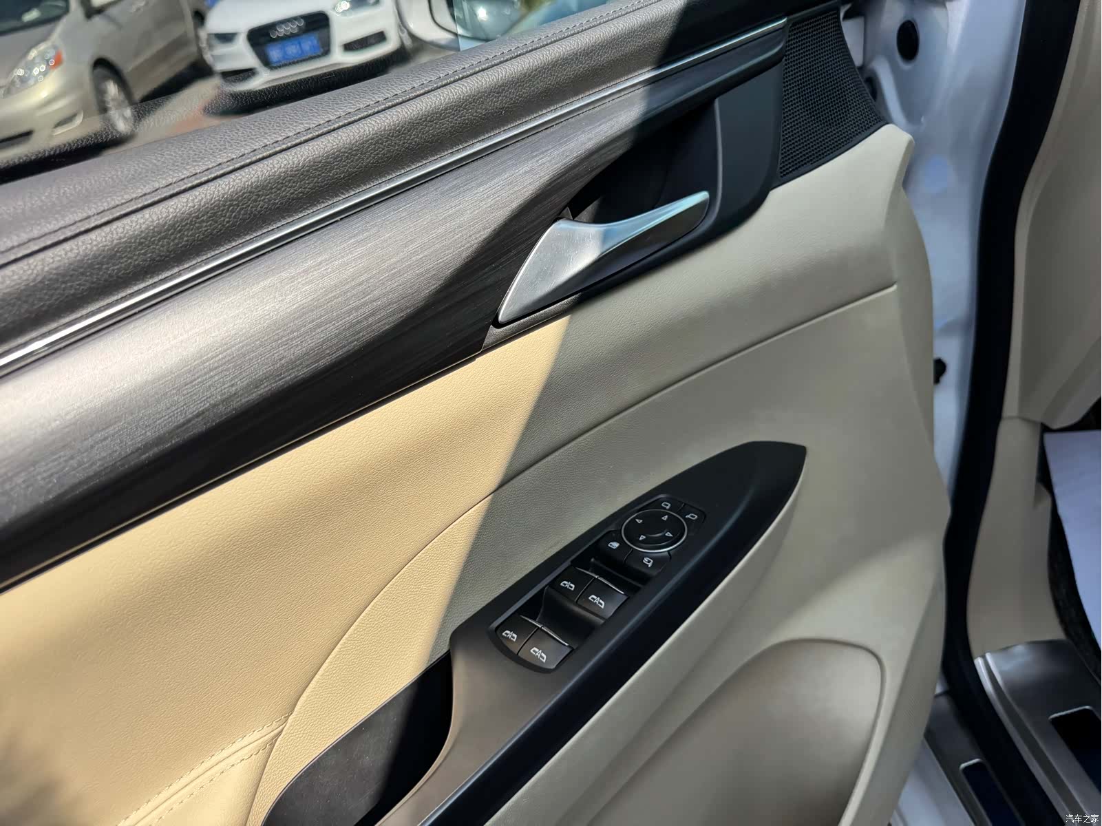 Buick GL8, 2023 все фото
