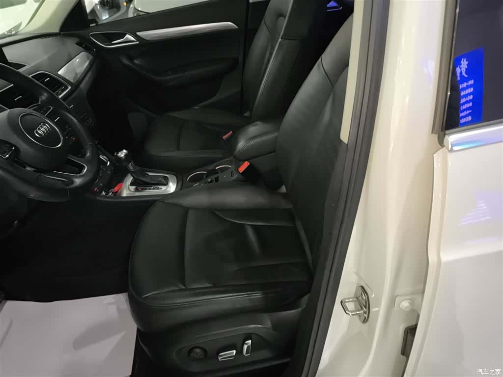 Audi Q3, 2017 11