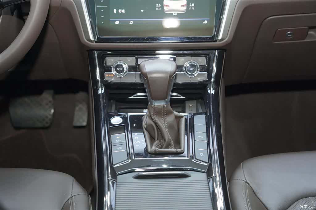 Volkswagen Phideon, 2022 11