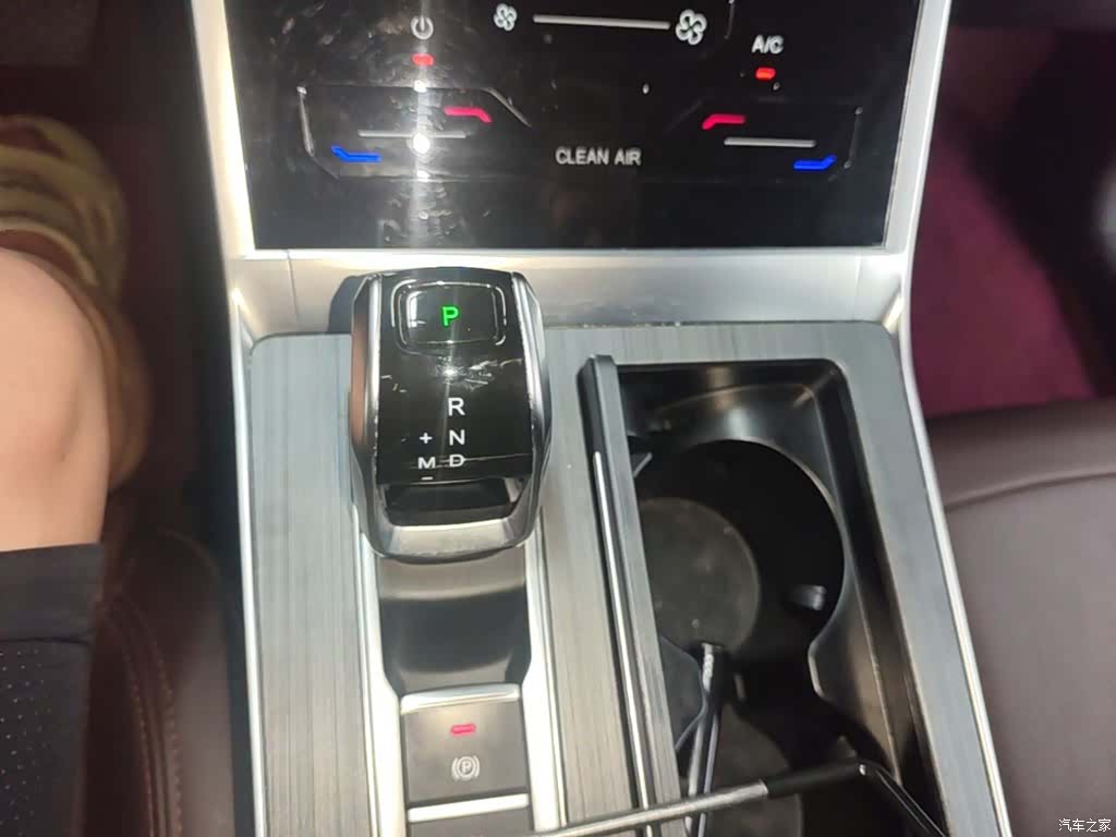 Chery Tiggo 7, 2025 14