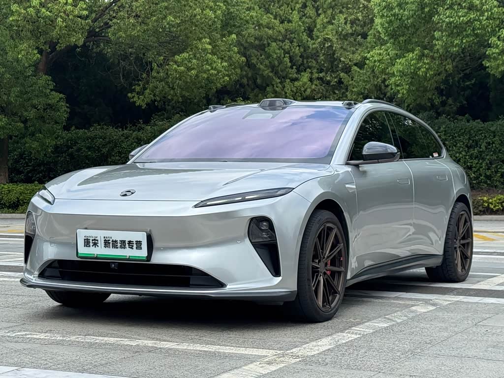 NIO ET5T