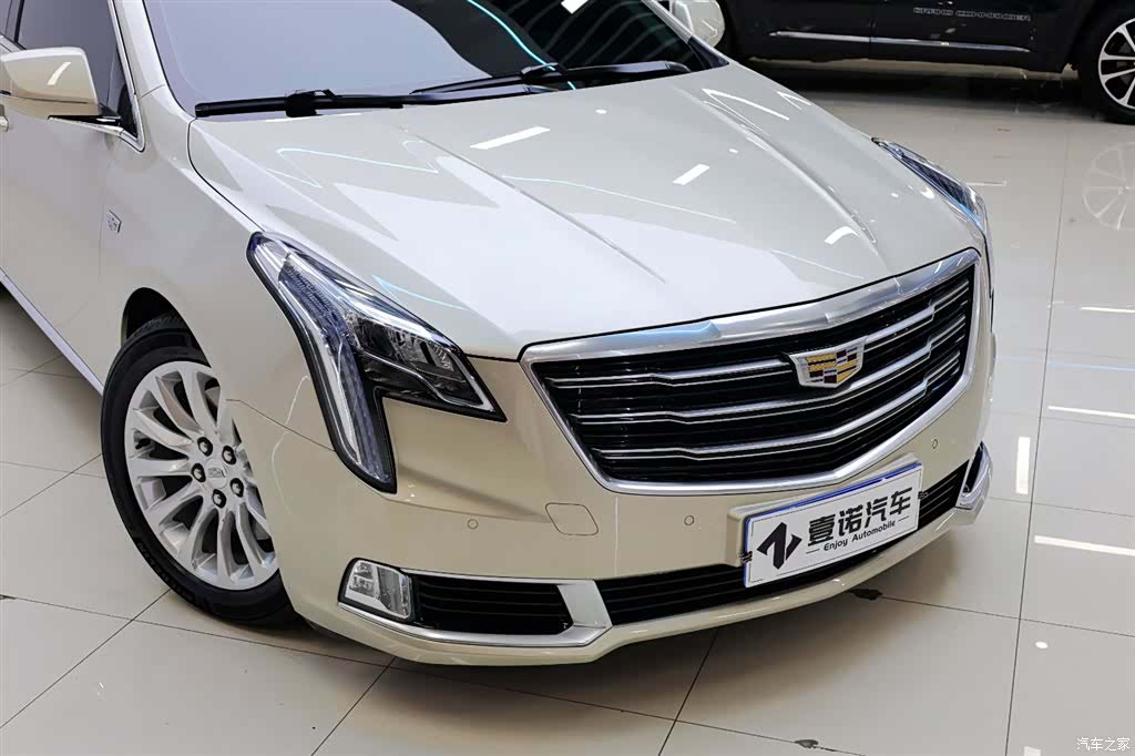 Cadillac XTS, 2018 11