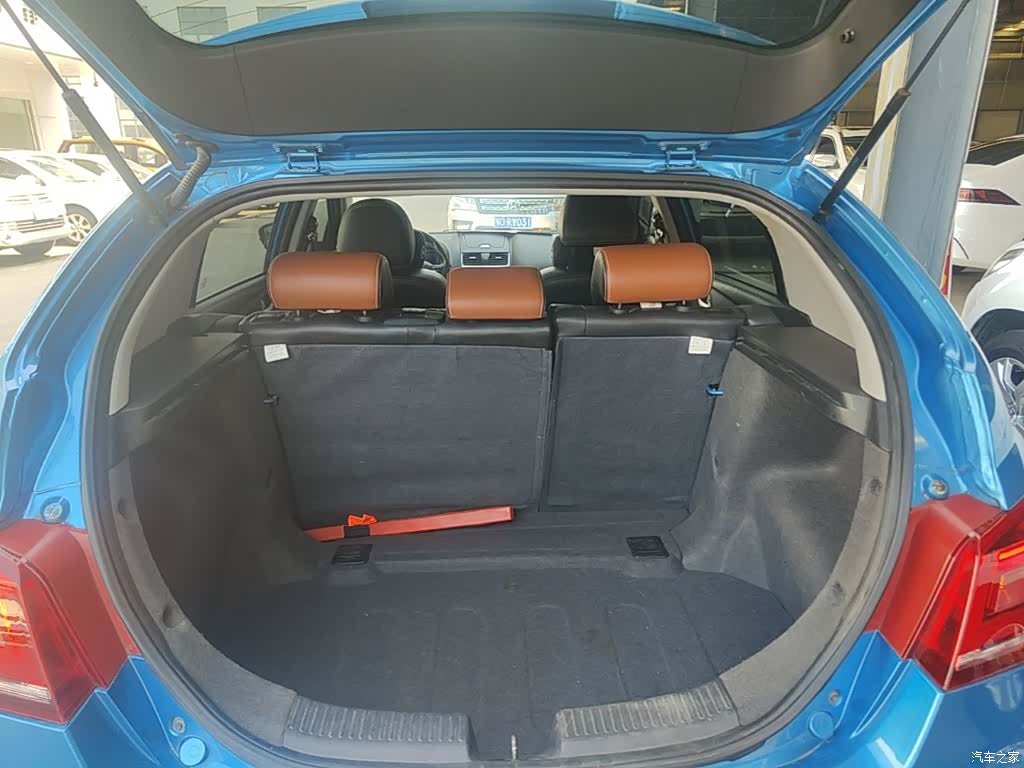 Geely Emgrand, 2016 19