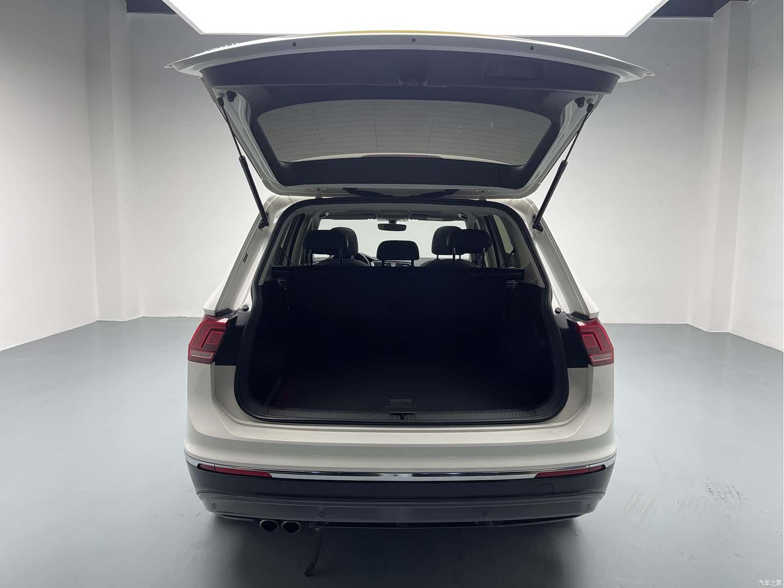 Volkswagen Tiguan L, 2019 17