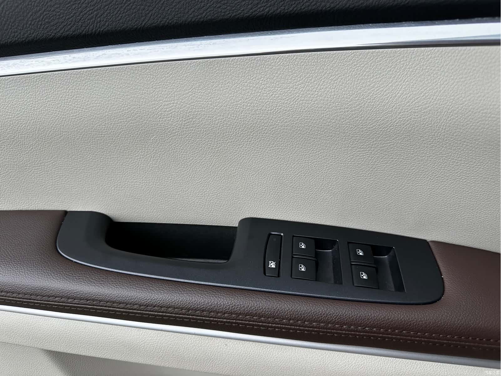 Buick GL8, 2020 20