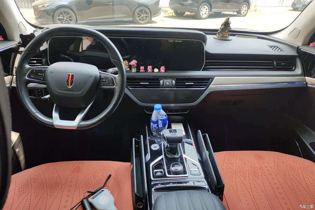 Hongqi HS5, 2022 12