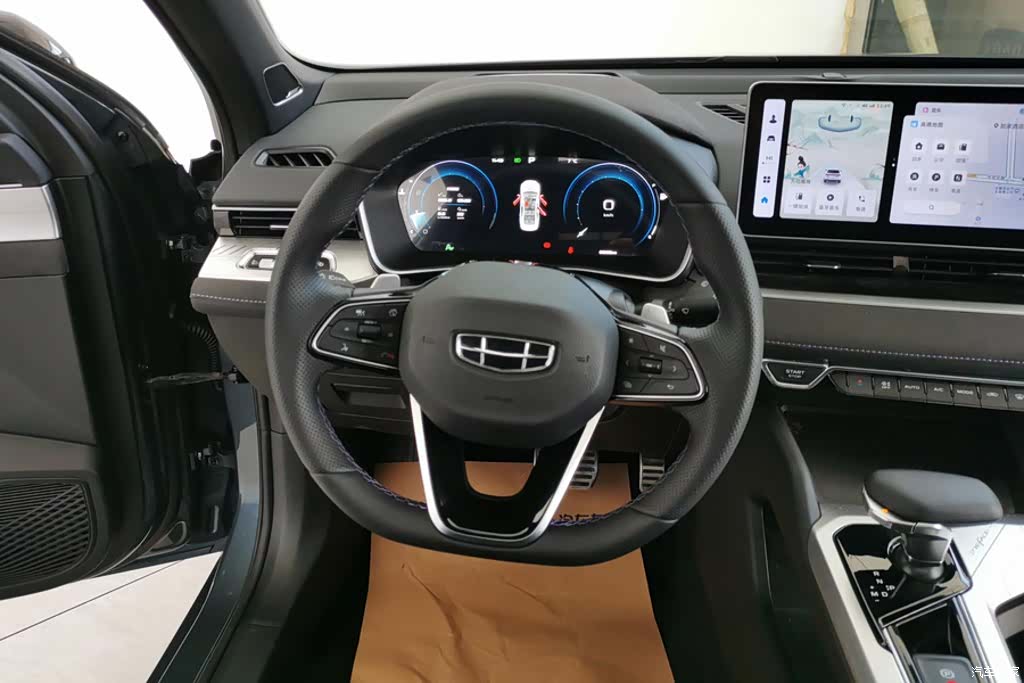 Geely Preface, 2025 15