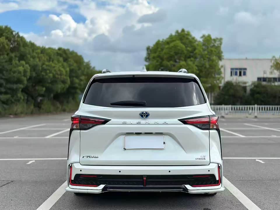 Toyota SIENNA