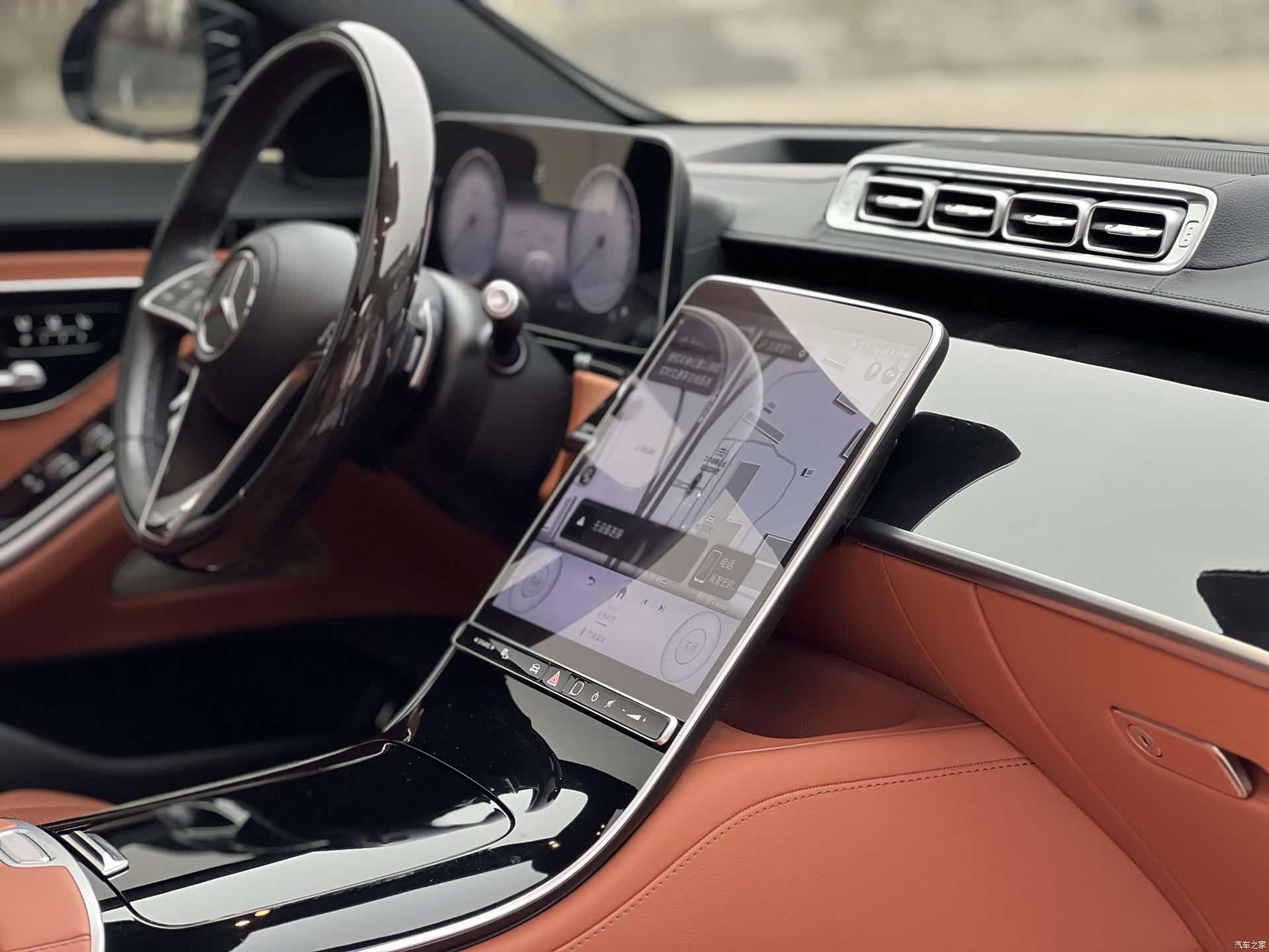 Maybach S-Class, 2023 11