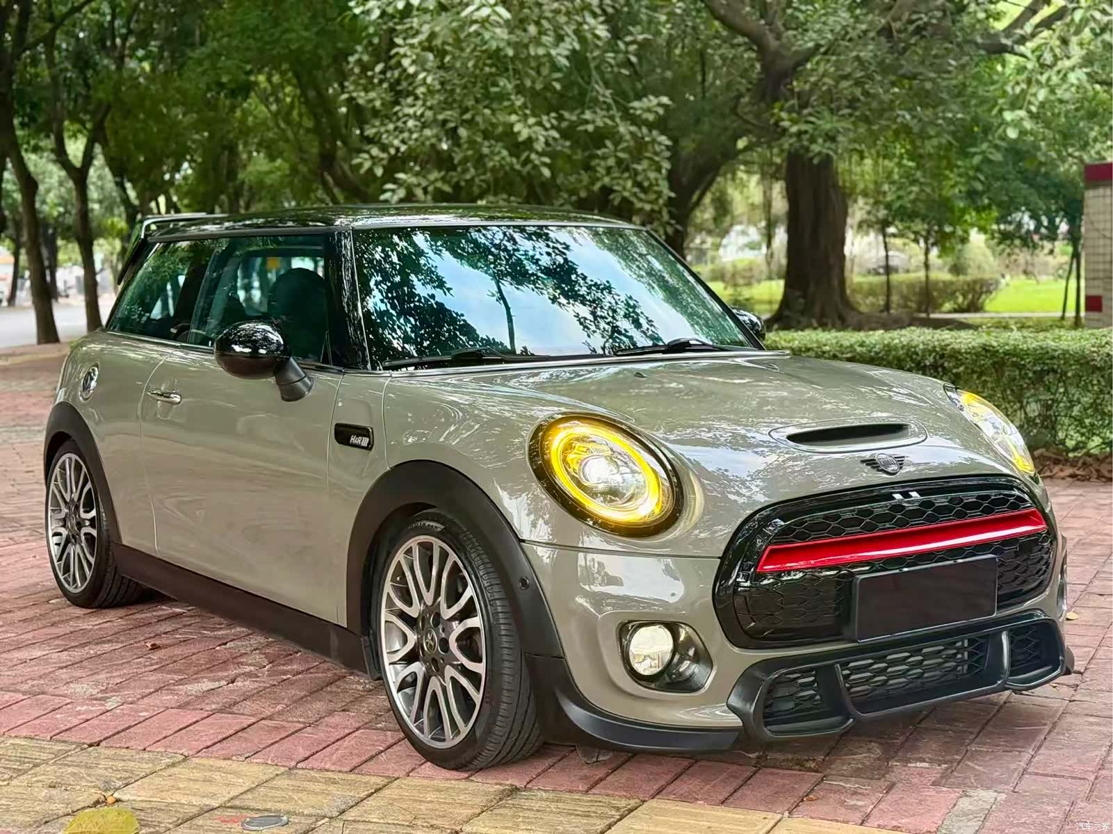 Mini Cooper, 2019 3