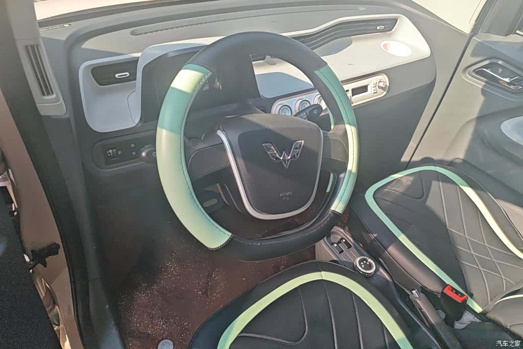 Wuling MINIEV, 2021 15