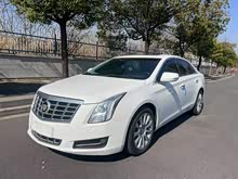 XTS 2015 28T 
