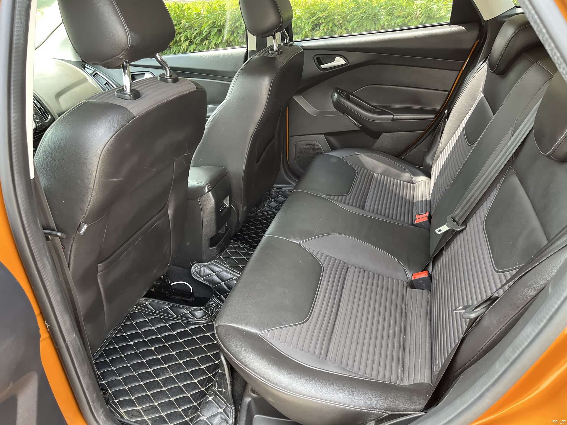 Ford Focus, 2017 11