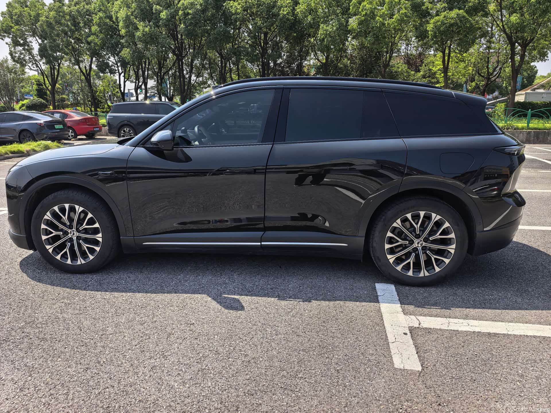 NIO ES6, 2023 9
