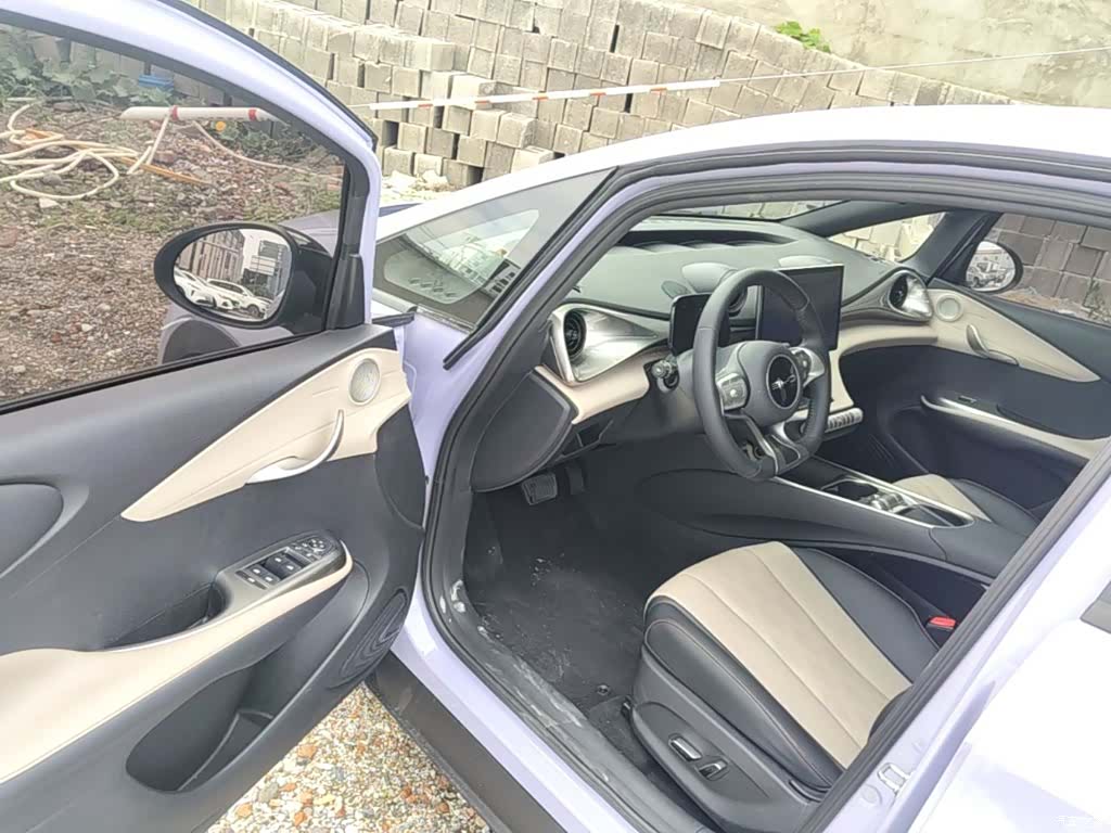 BYD Dolphin, 2023 16