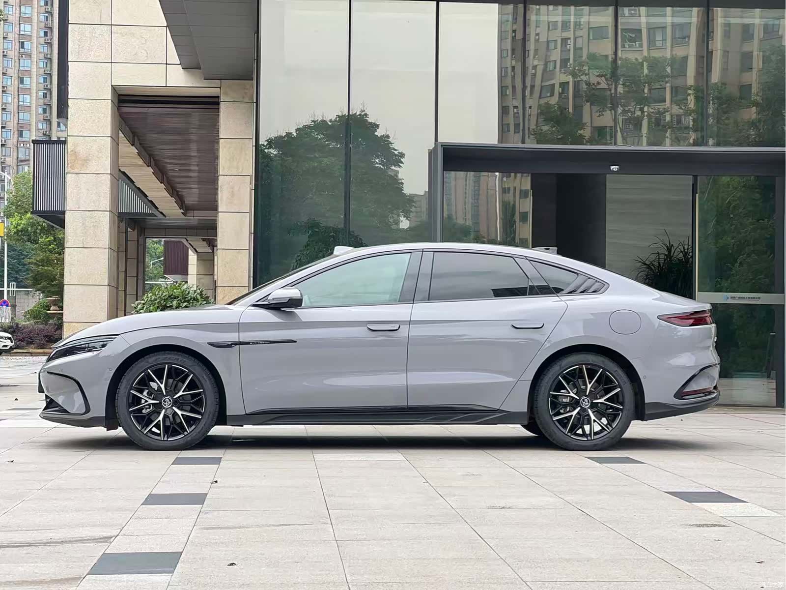 BYD Han, 2025 7