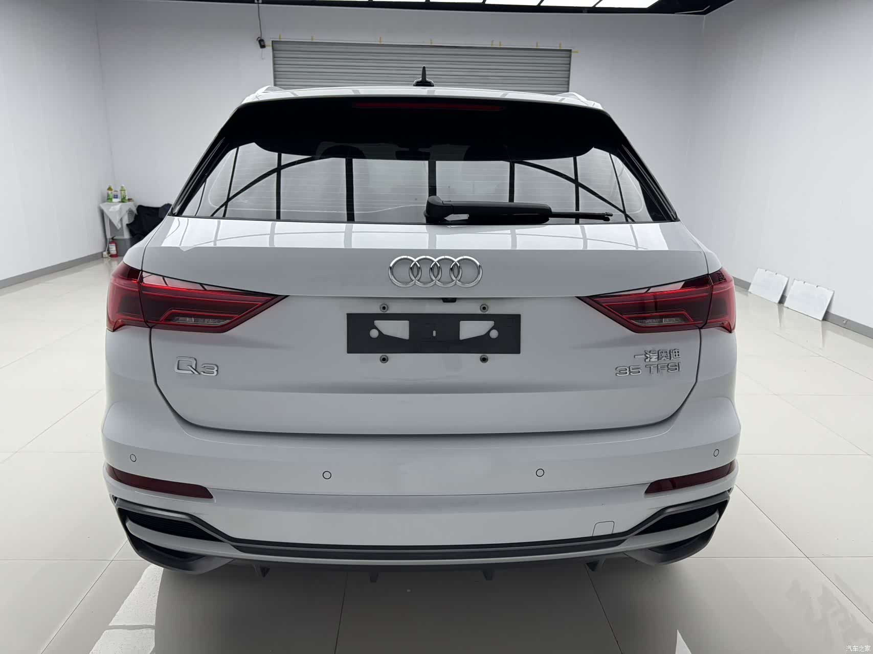Audi Q3, 2022 все фото