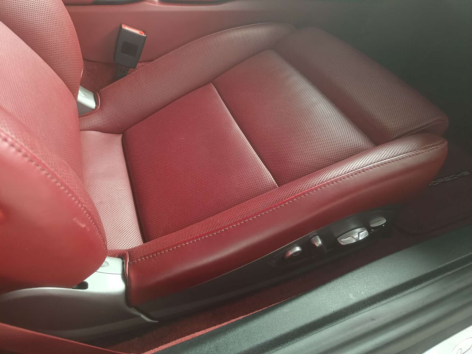 Porsche Boxster, 2018 11