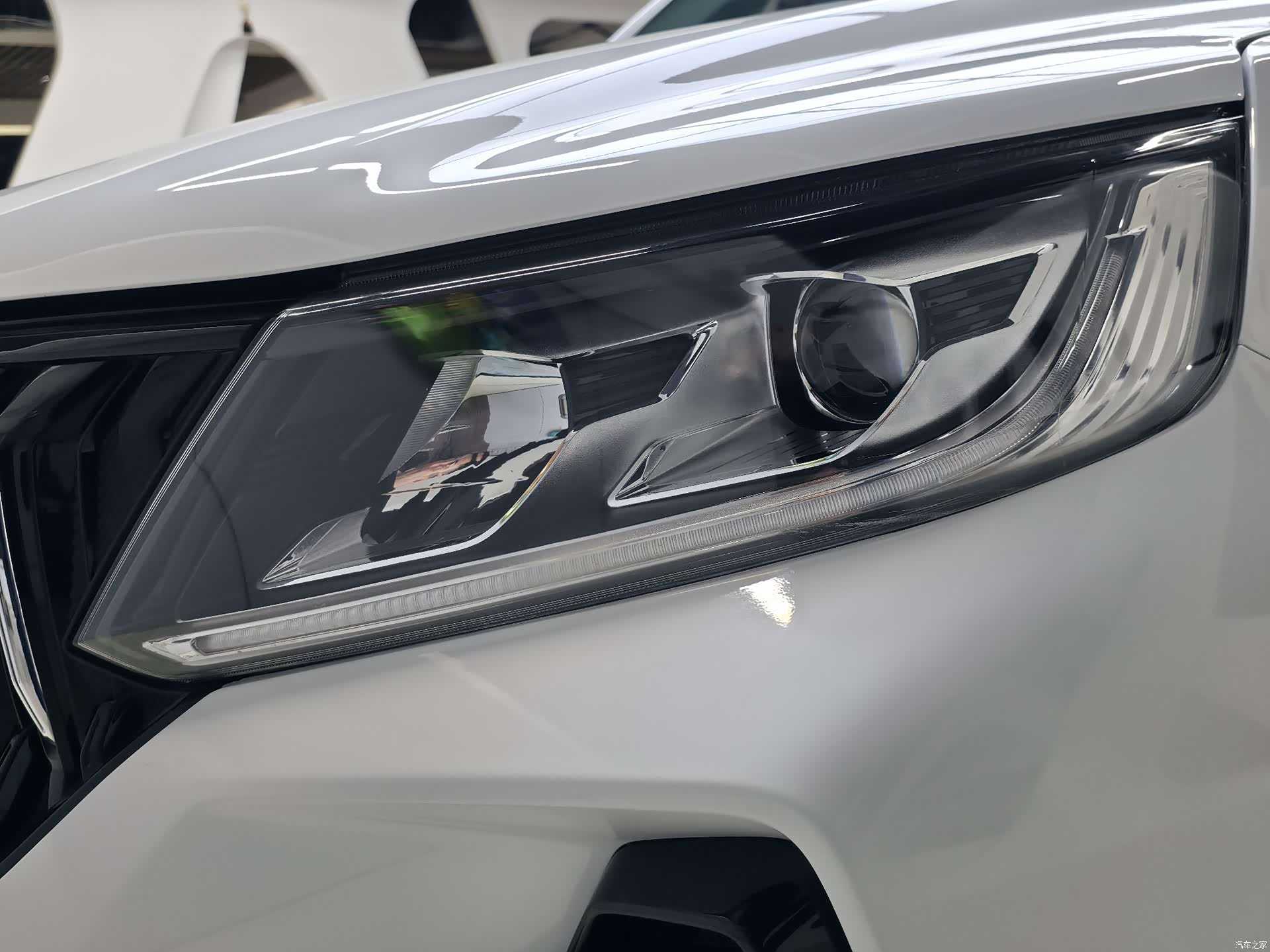Geely X6, 2022 11