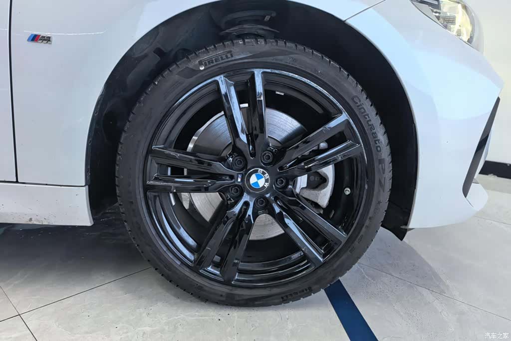 BMW 1 Series, 2022 6