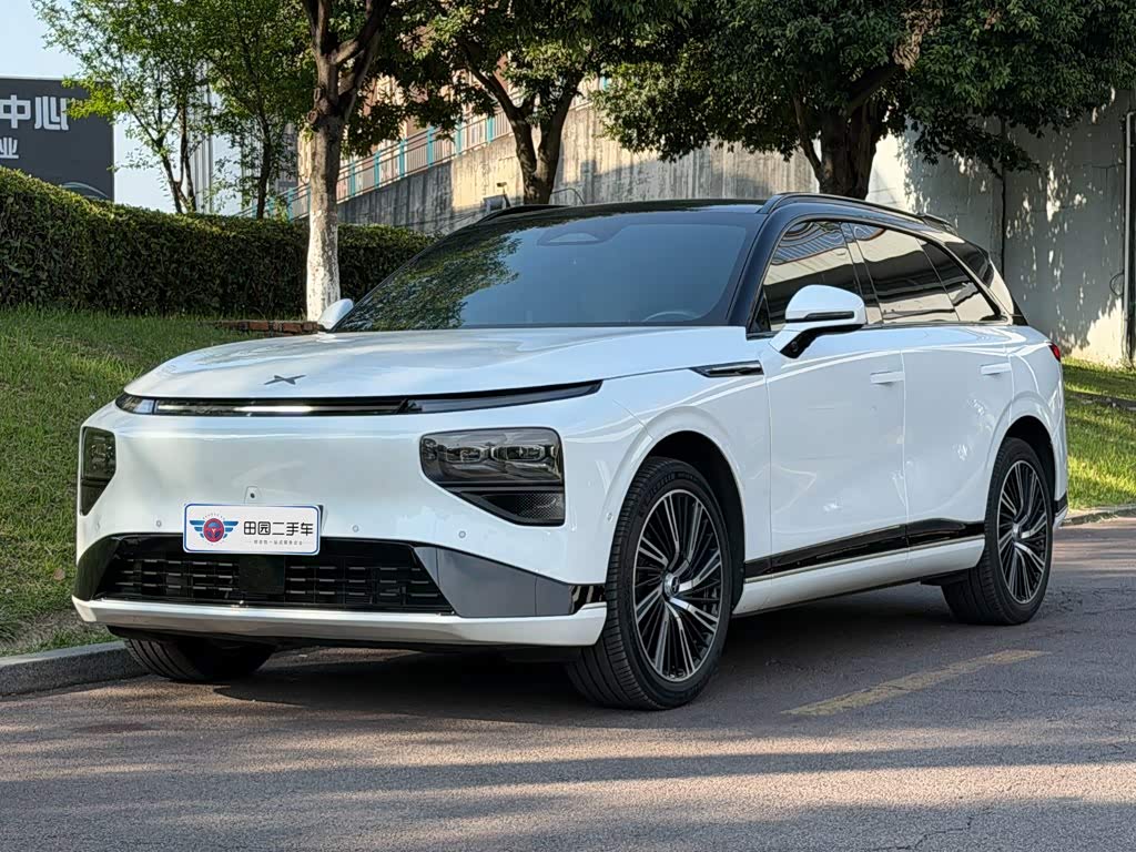 Xpeng G9