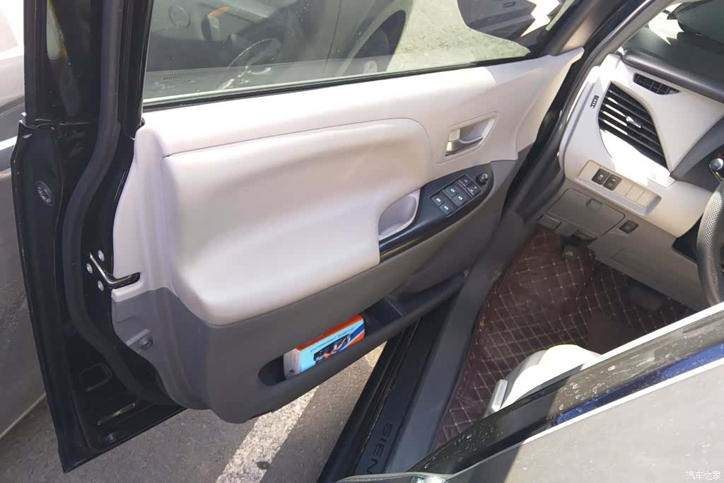 Toyota Sienna, 2016 7