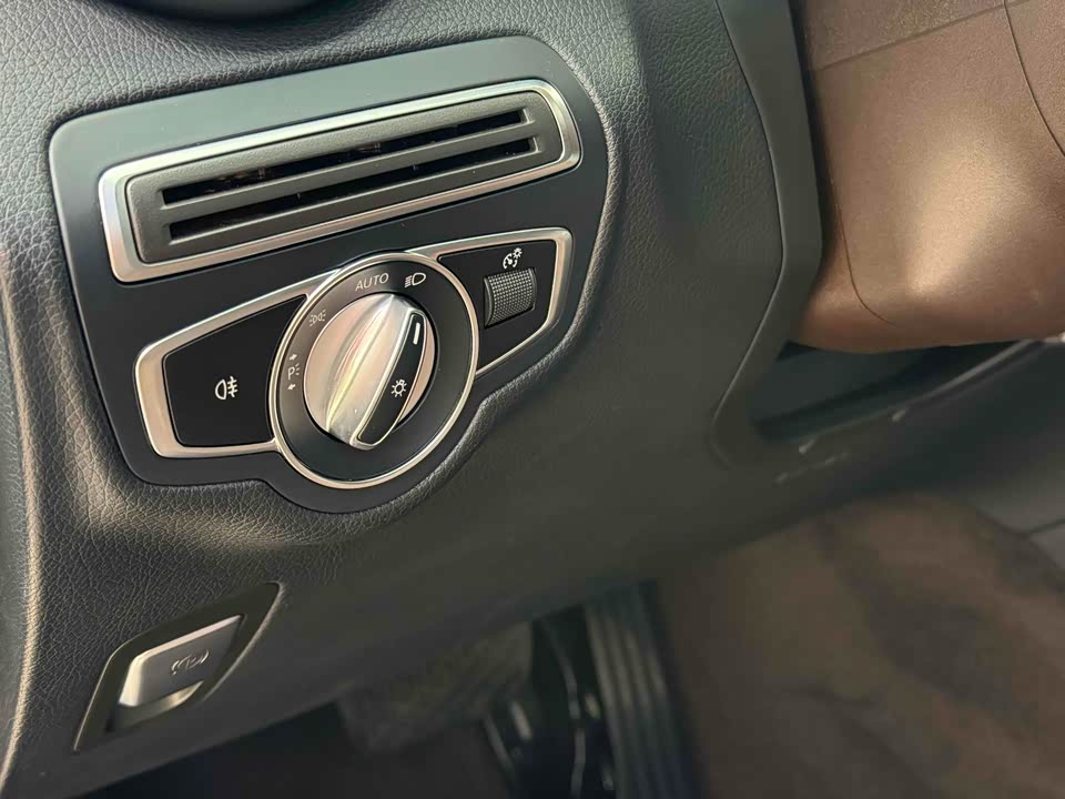 Mercedes-Benz GLC Mercedes-Benz GLC