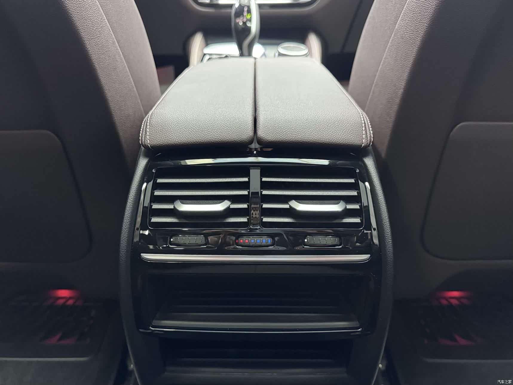 BMW 5 Series, 2023 16