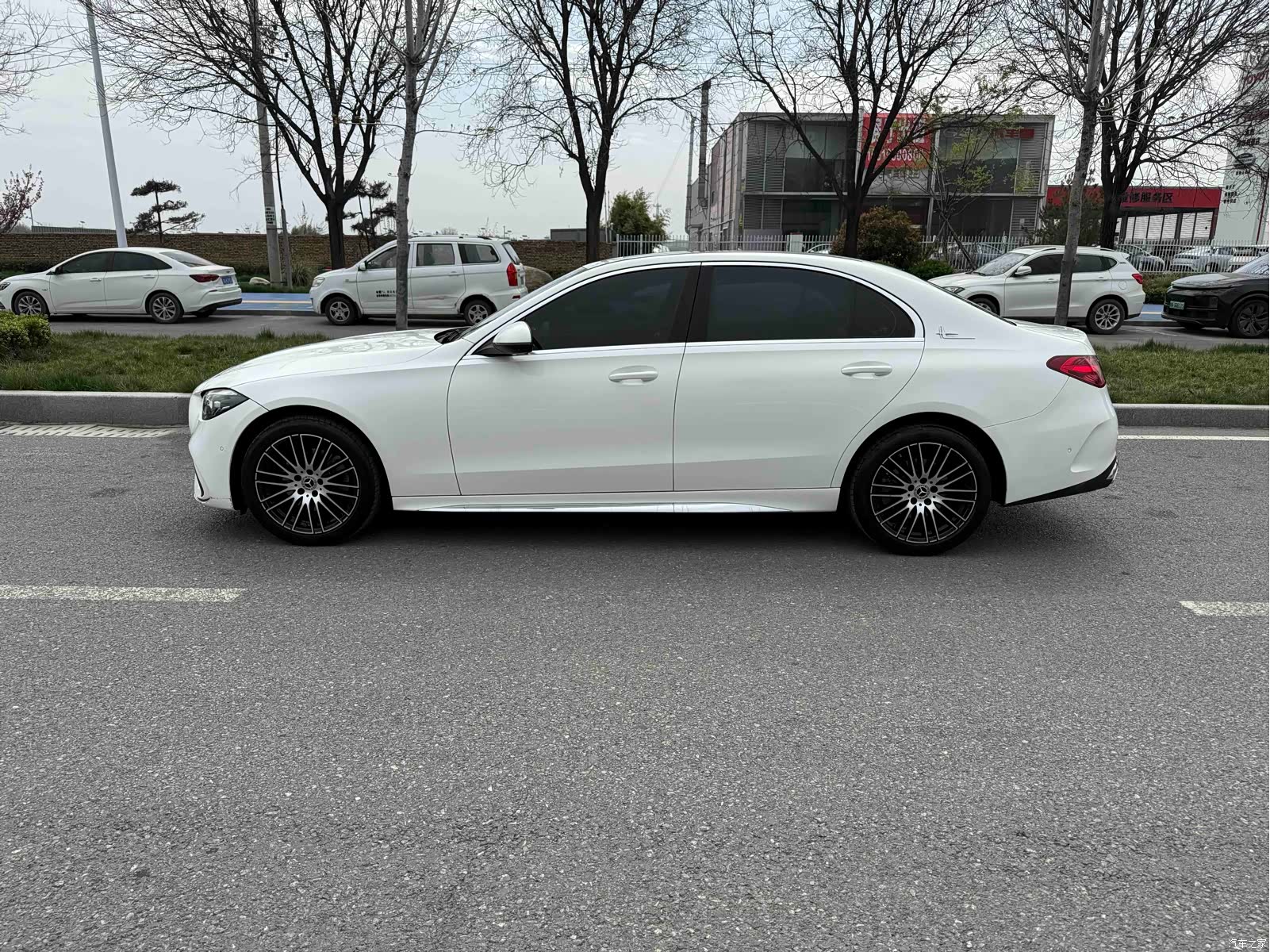 Mercedes-Benz C-Class, 2023 15
