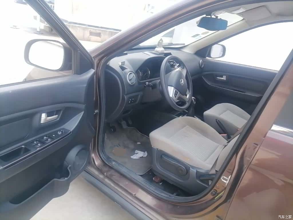 BAIC H2, 2016 23