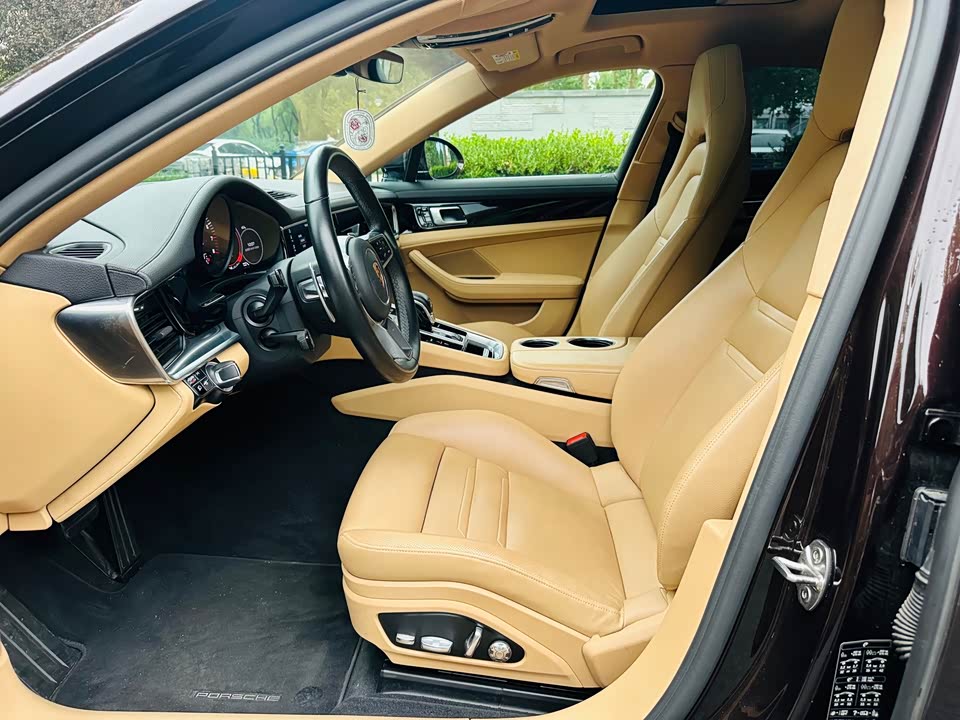 Porsche Panamera Porsche Panamera
