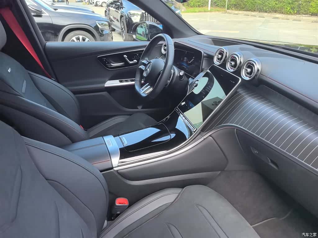 Mercedes-Benz GLC, 2025 13