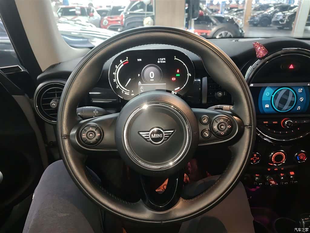 Mini Cooper, 2020 3