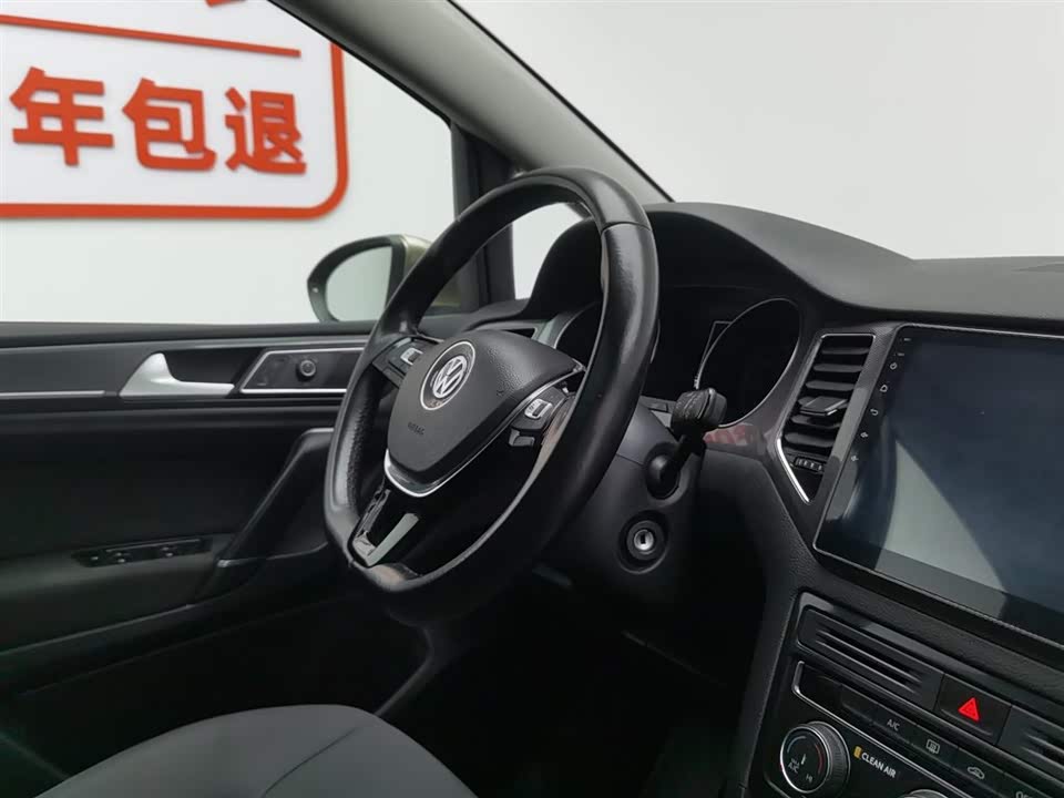 Volkswagen Golf*Jiayu Volkswagen Golf*Jiayu