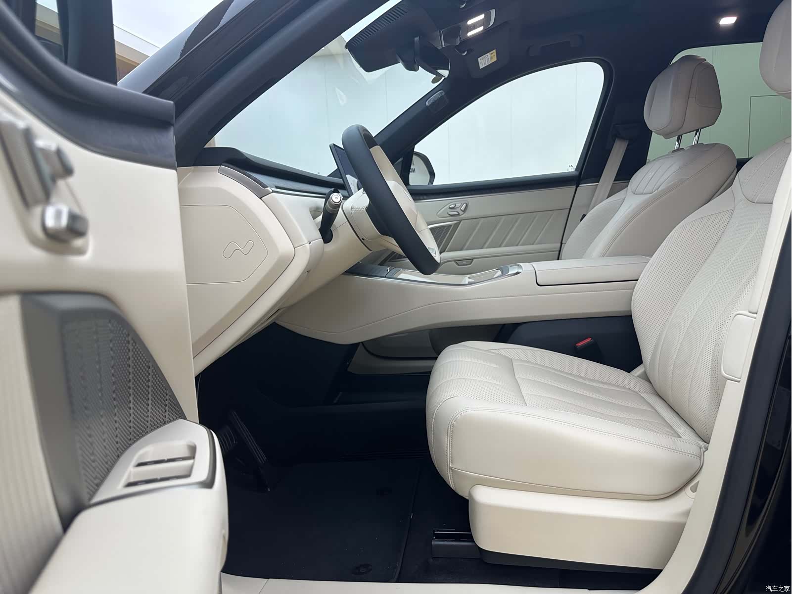 NIO L90, 2025 10